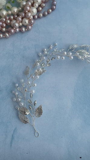 silver leaf hair vine with pearls