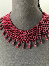 Afbeelding in Gallery-weergave laden, Diverse juwelen Rode kralenketting Rode kralenketting Elegante rode ketting Rode accessoire Red necklace

